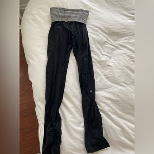 Lululemon black leggings with flare ruched bottom size 4